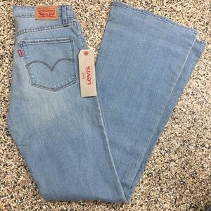 levis 404